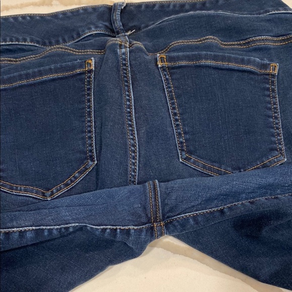 Torrid 16S Women’s Blue Jean Jeggings | High Rise, Super Soft - Picture 6 of 6